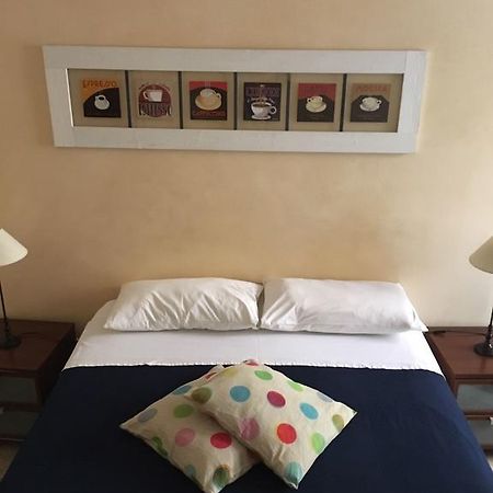 Residenze La Papessa Vittoria Villa Rome Bagian luar foto