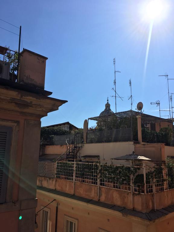 Residenze La Papessa Vittoria Villa Rome Bagian luar foto